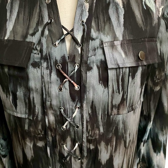 Haute Hippie Feather Print Lace Up Mini Dress 4 Boho Silky Designer Night Out - Picture 9 of 16